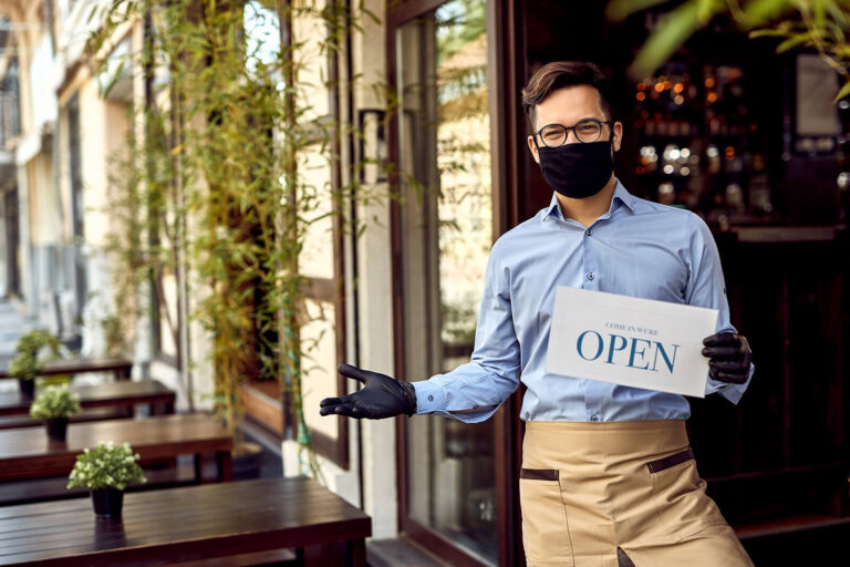 What to Know When Travelling Abroad: Laws, Circulation, Safety