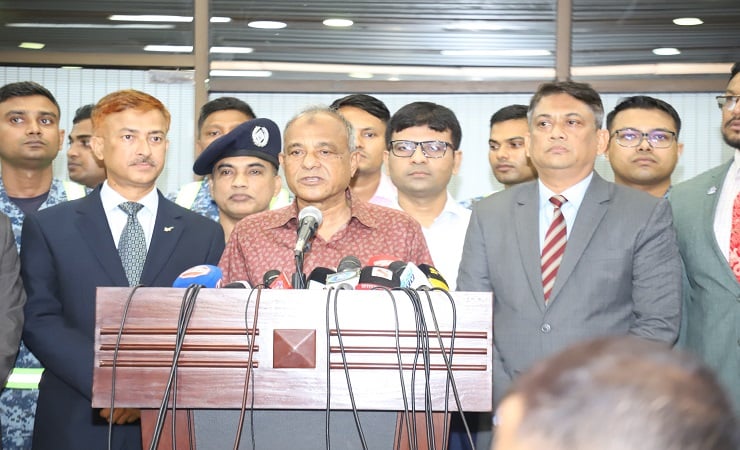 গোপালগঞ্জে সংঘর্ষ, তদন্তের প্রয়োজনে লাশ উত্তোলন হবে: স্বরাষ্ট্র উপদেষ্টা
