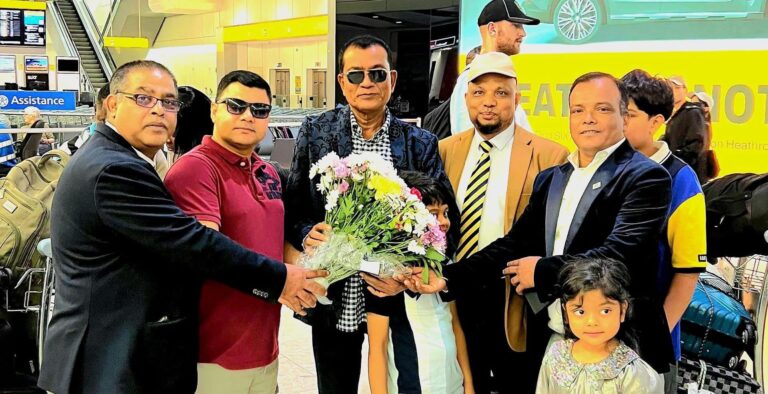 লন্ডনের হিথ্রোতে পৌঁছালেন মো. মহসিন মিয়া মধু