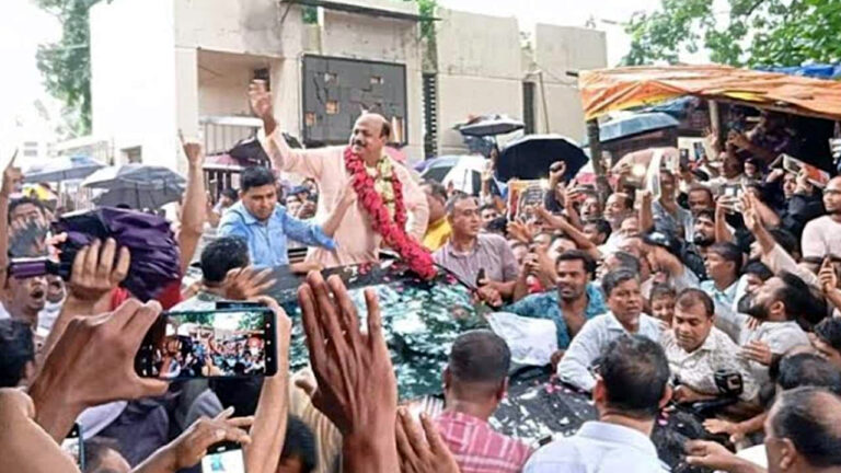 বিএনপি নেতা আসলাম চৌধুরীর বিরুদ্ধে গ্রেপ্তারি পরোয়ানা