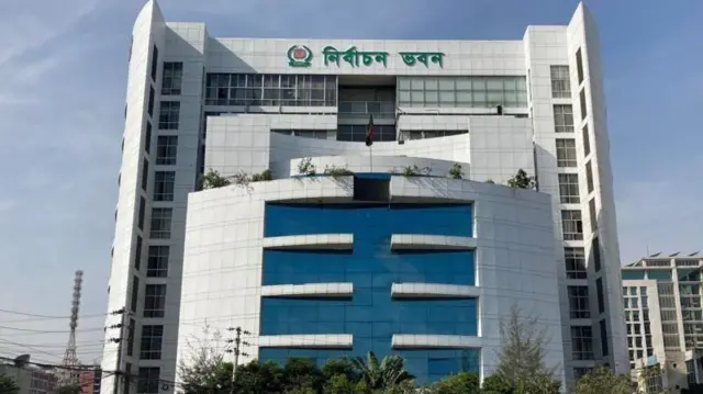 হালনাগাদ খসড়া তালিকা প্রকাশ, নতুন ভোটার ৪৫ লাখ