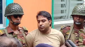ব্যবসায়ীকে বালুতে পুঁতে ৪ কোটি টাকা আদায়, সাবেক বিএনপি নেতা আটক