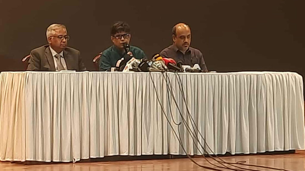 দেশের বাইরে আ.লীগ কী করছে, নজর রাখছে সরকার : প্রেস সচিব
