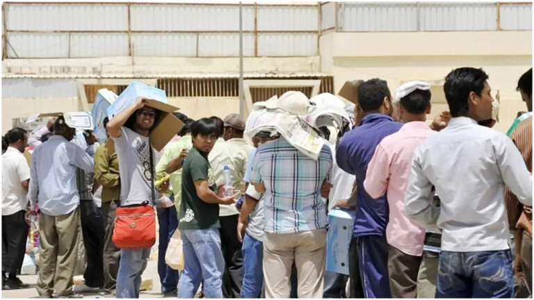 সৌদিতে ব্যাপক ধরপাকড়, ২২ হাজারের বেশি প্রবাসী গ্রেপ্তার