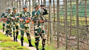 হাসিনাঘনিষ্ঠ শীর্ষ পুলিশ কর্মকর্তা বিএসএফের হাতে আটক